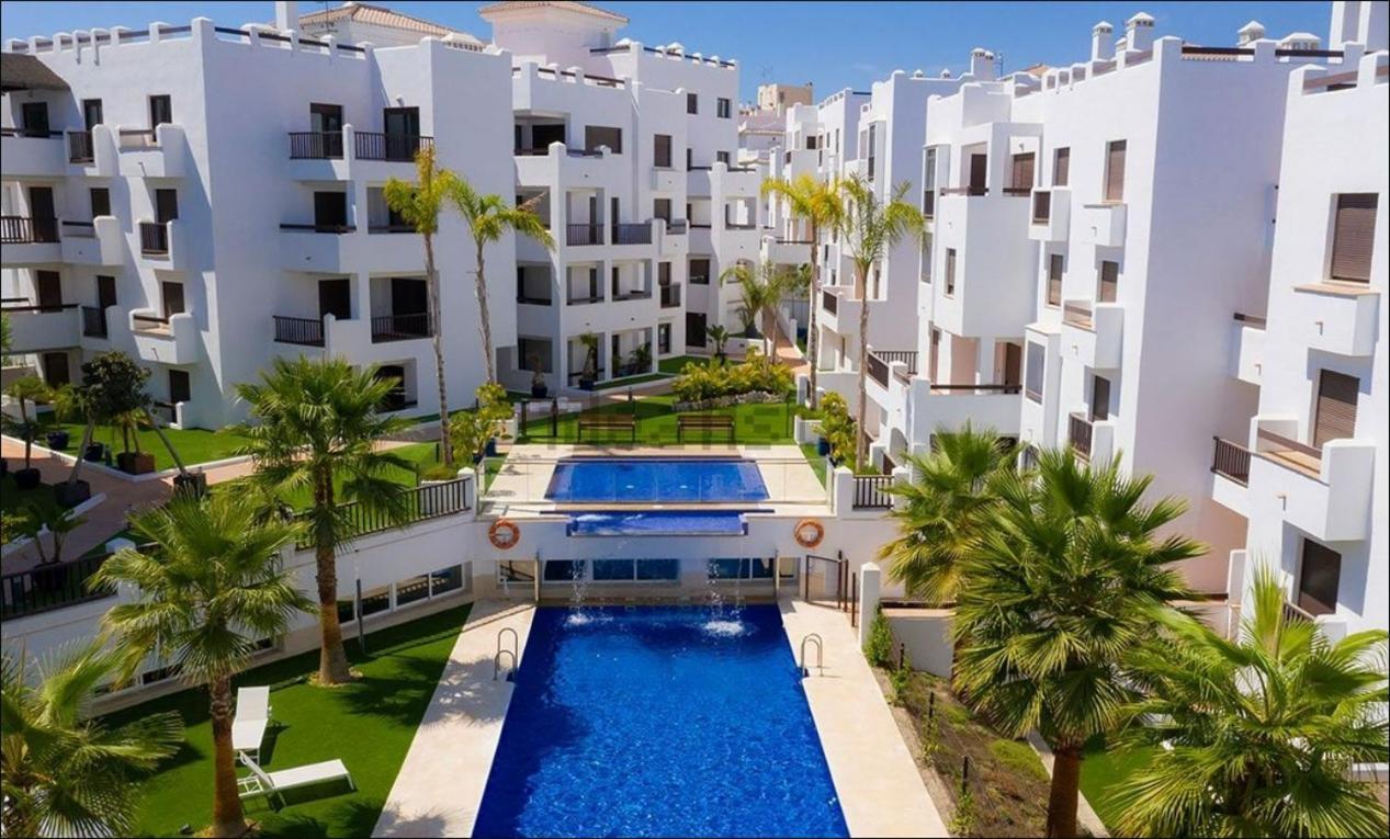 Apartamento En Salobrena Cerca Del Mar - Con Piscina, Gimnasio Y Garaje Esterno foto
